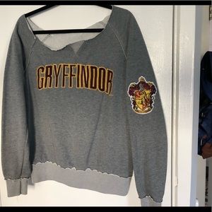 Off the shoulder grey gryffindor sweater